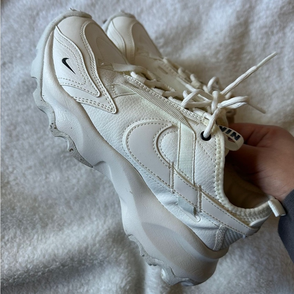 Nike TC 7900